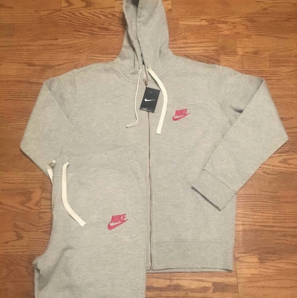 Nike womens sweat suits